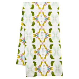Dogwood Tea Towel: One Size - 21" x 28"